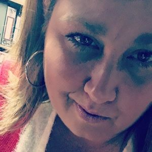 Meet your Posher, Becky